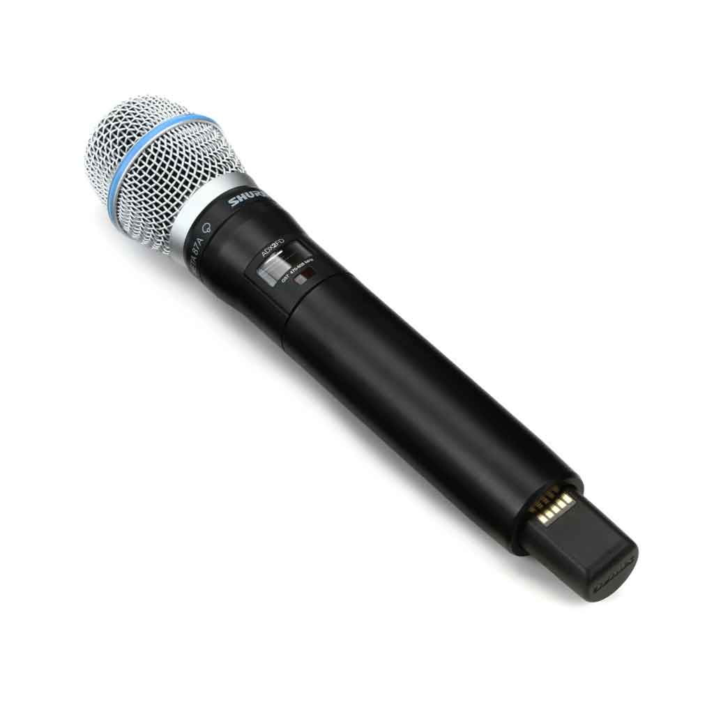 Micro không dây cầm tay Shure ADX2FD/B87A với có thiết kế màn hình OLED hiện thị thông tin như: kênh (Channel), tình trạng pin, tên đầu micro, trạng thái kết nối ShowLink