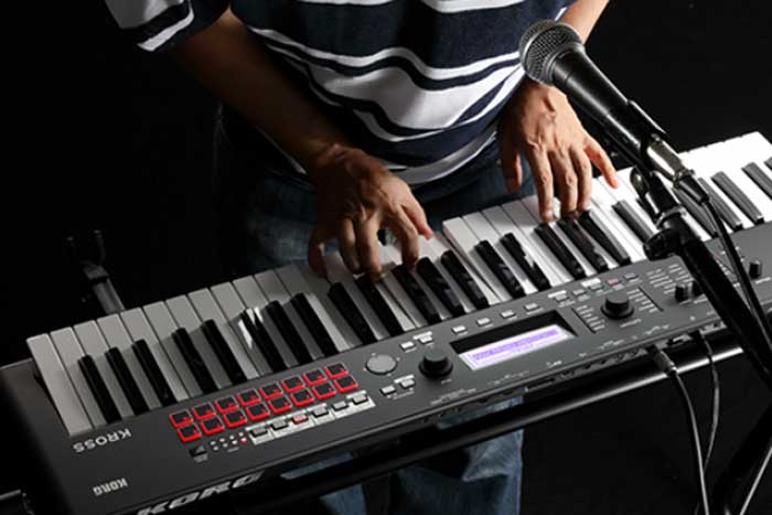 Synthesizer Workstation Korg Kross 2-61-MB - Chính hãng