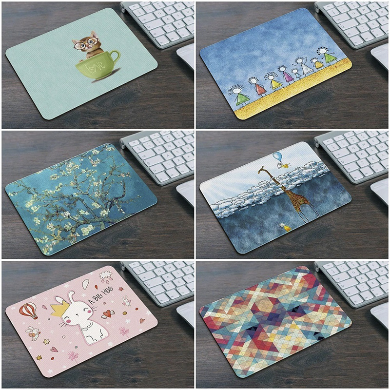 Địa Chỉ Mua Sỉ Lót Chuột, Bàn Di Chuột Nhỏ 21 x 26cm Dễ Thương Có Bo Viền Mã 3 Tại TPHCM