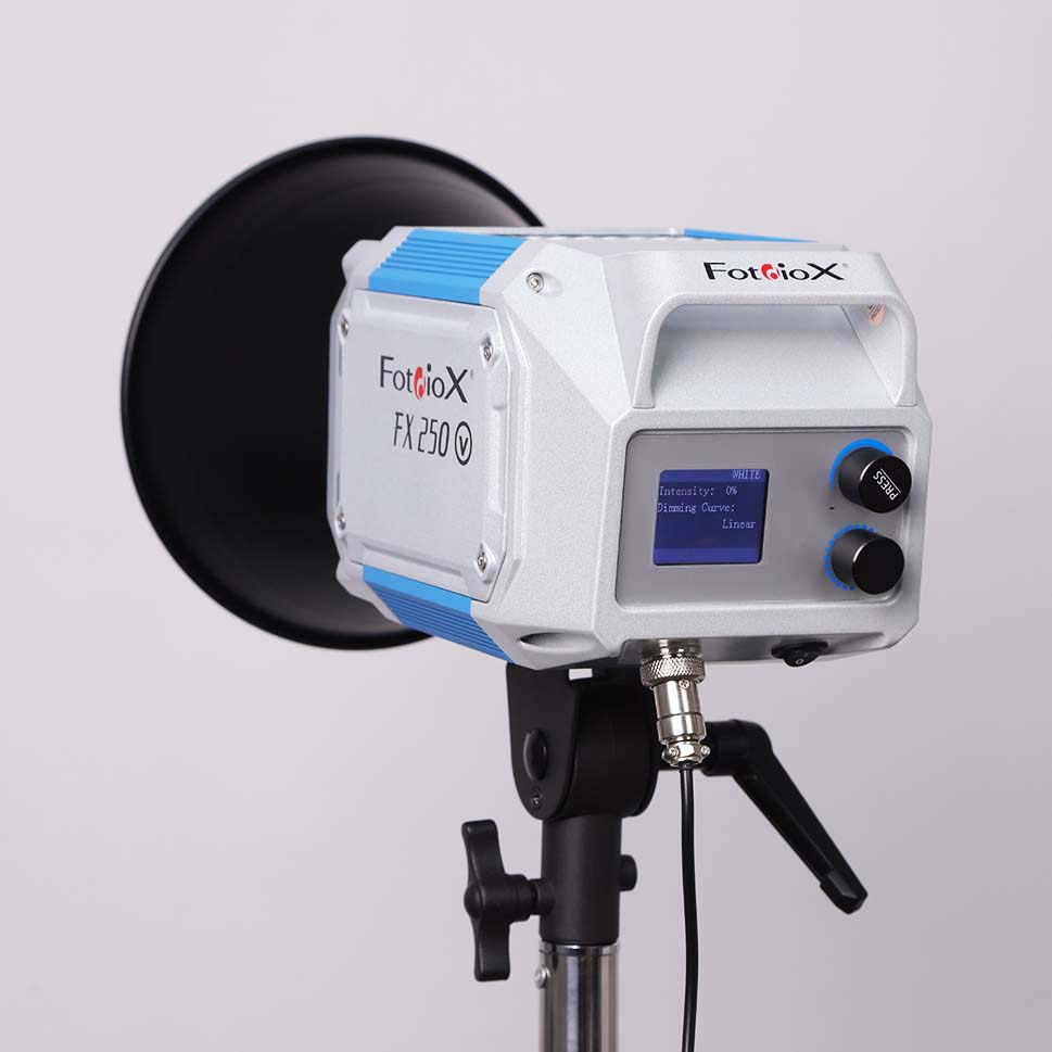 Những đặc điểm tạo nên siêu phẩm Đèn led Fotodiox FX250