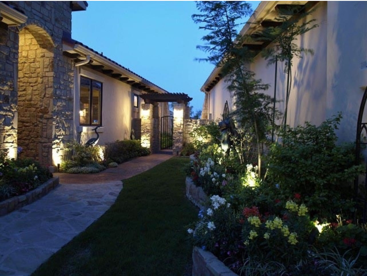 chiếu sáng cảnh quan