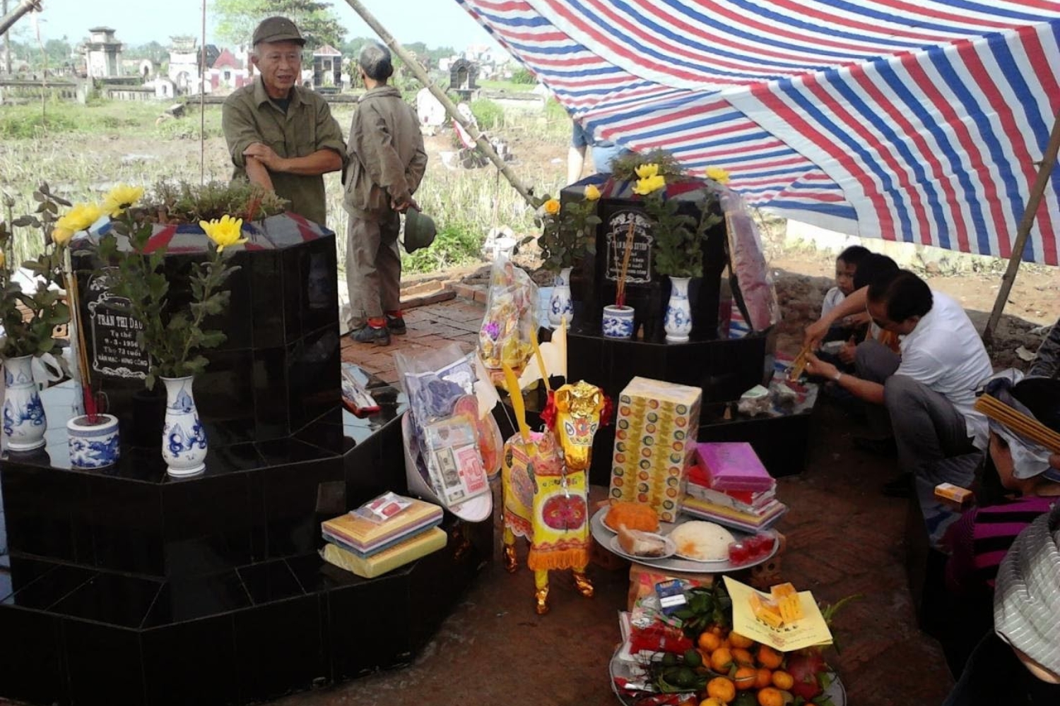 Hướng dẫn cách xem tuổi bốc mộ chuẩn nhất