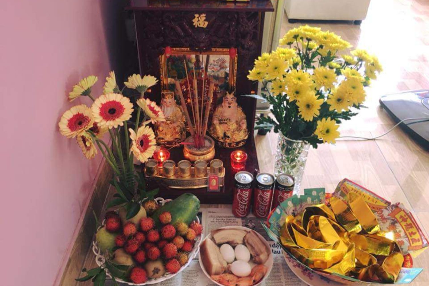 Lưu ý khi sắp xếp bàn thờ Thần Tài Ông Địa