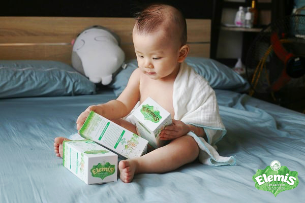 Nước tắm thảo dược Elemis