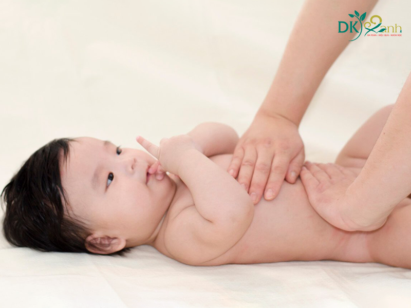 Chuyển đến vùng bụng để chống táo bón