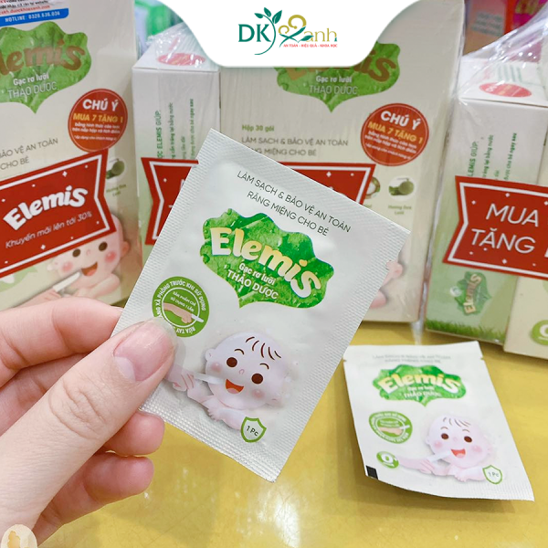 Gạc được đóng gói kín và có thông tin đóng gói rõ ràng