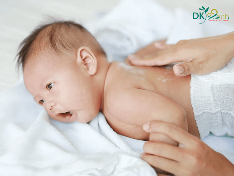 Hướng dẫn bạn cách sử dụng sữa tắm em bé hiệu quả