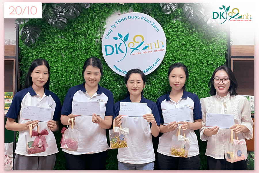 Những bông hoa xinh đẹp nhà Dược Khoa Xanh