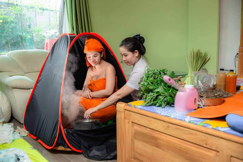 Xông tắm mang công dụng tuyệt vời với phụ nữ sau sinh
