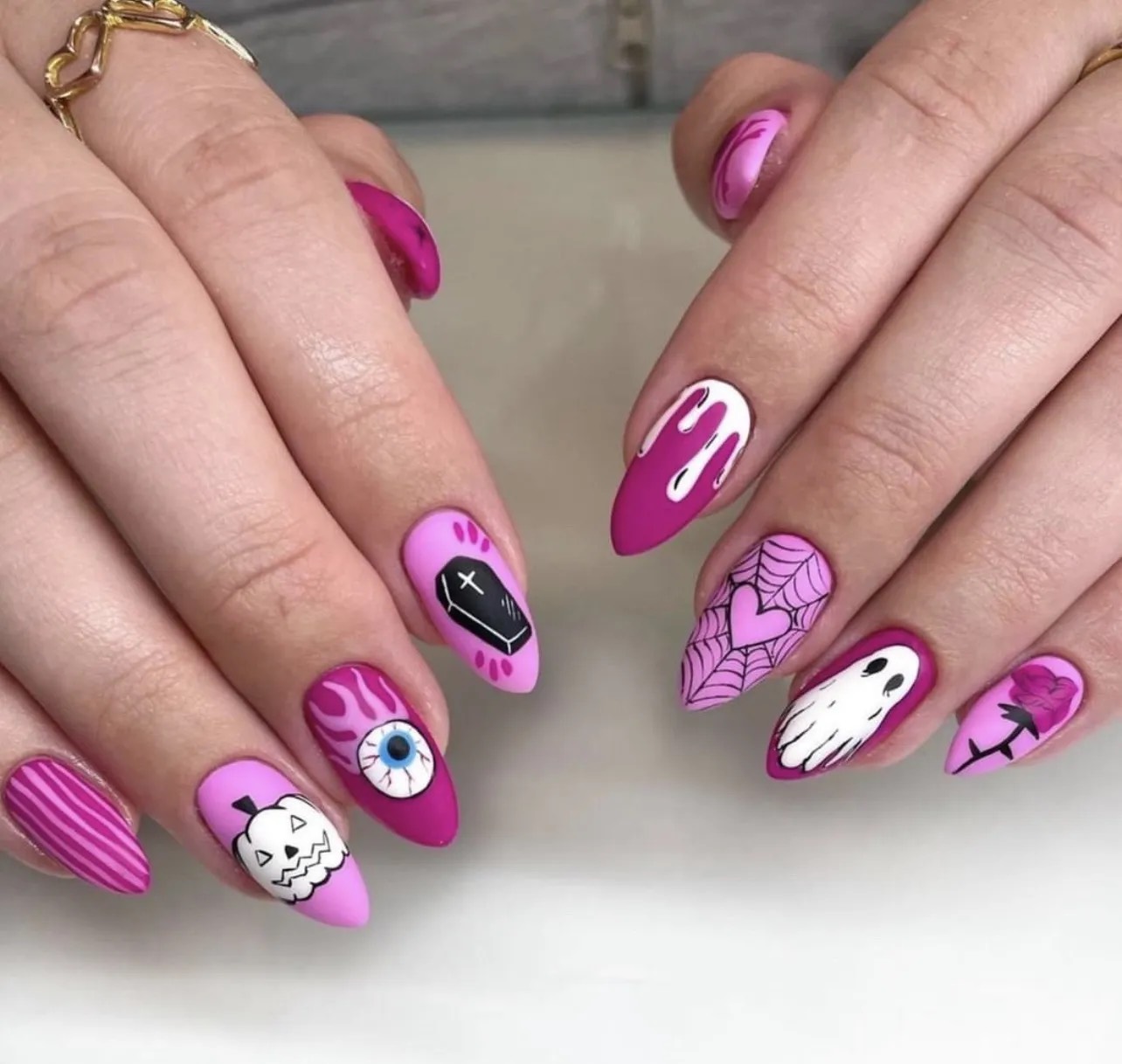 Top 10 Mẫu Nail Theo Mùa Halloween Độc Đáo và Ấn Tượng Năm Nay