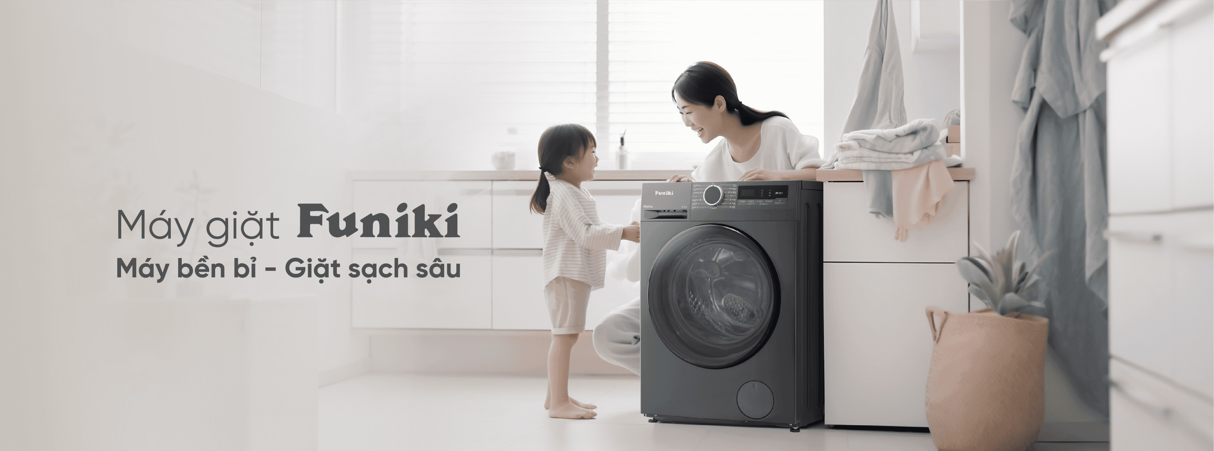Máy giặt cửa trước Funiki HWM F895ADG