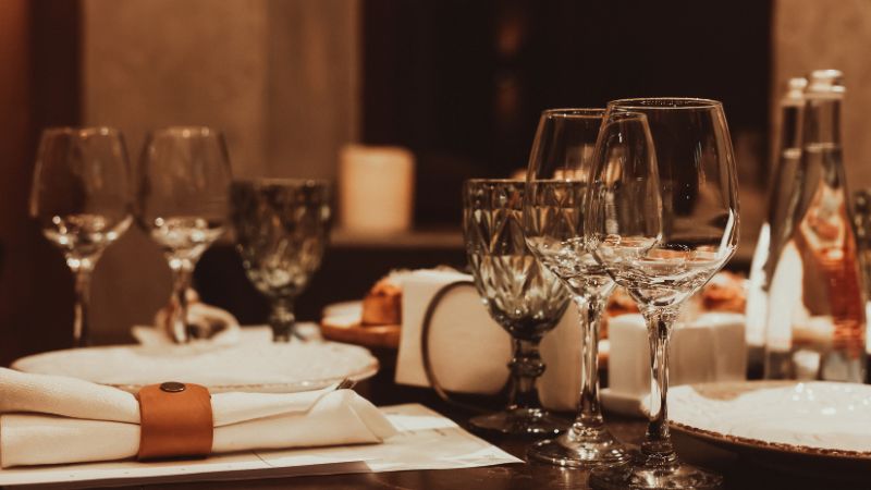 cach chon ly ruou vang cho tung loai ruou