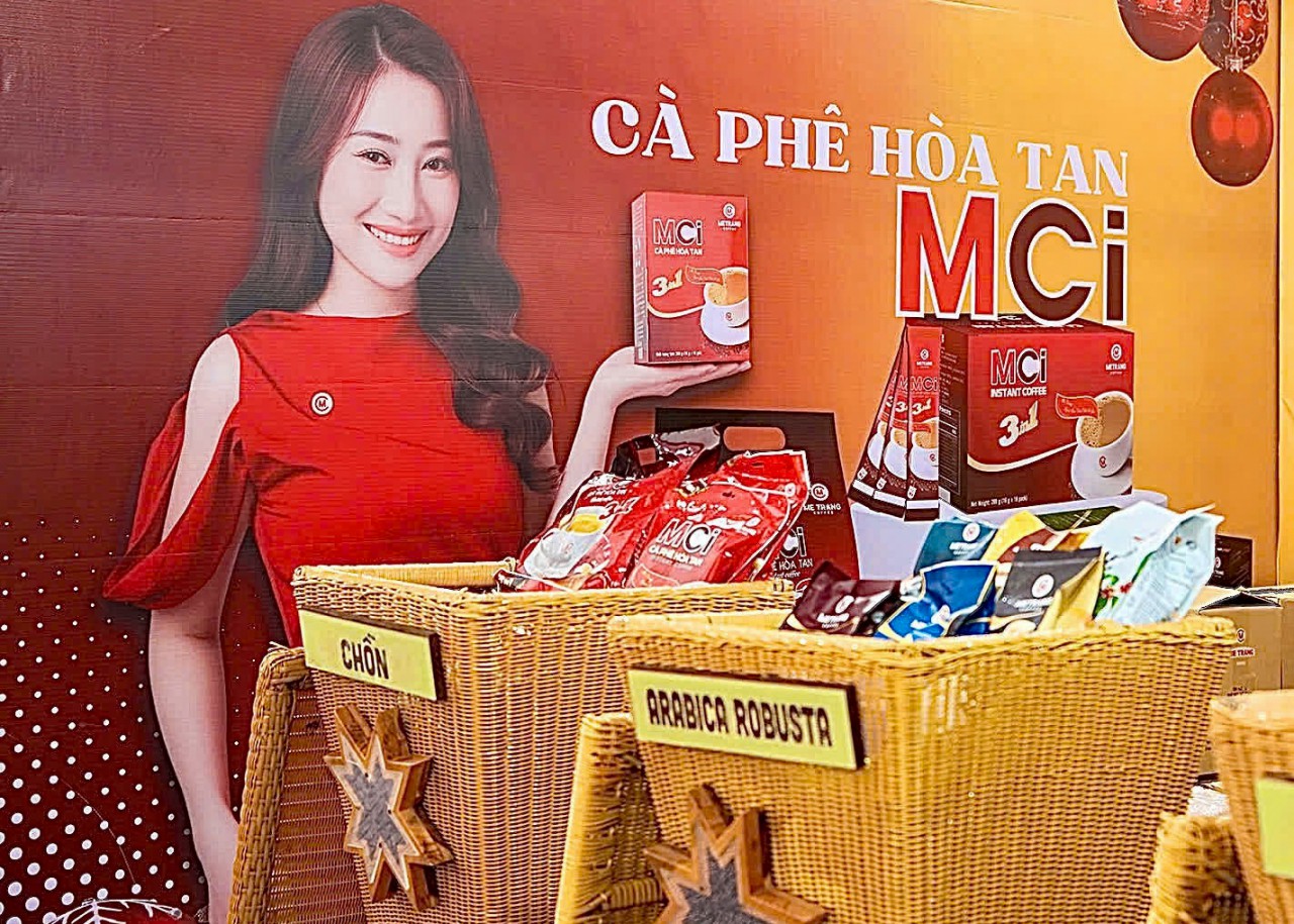 cà phê Việt Nam, cà phê mê trang, cà phê robusta, cà phê arabica, cà phê hạt, cà phê pha máy, cà phê bột, cà phê sạch, cà phê cao cấp, cà phê hòa tan, cà phê hút chân không, cà phê đặc sản, cà phê chế biến ướt, OEM coffee, ODM coffee