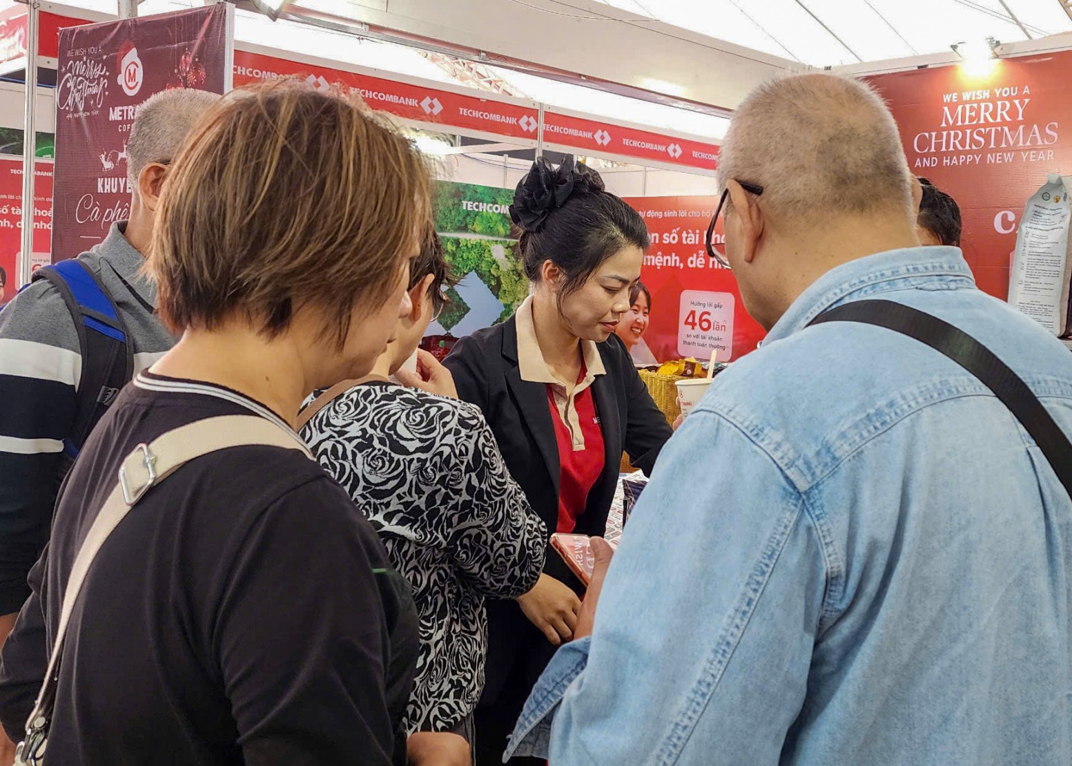 cà phê Việt Nam, cà phê mê trang, cà phê robusta, cà phê arabica, cà phê hạt, cà phê pha máy, cà phê bột, cà phê sạch, cà phê cao cấp, cà phê hòa tan, cà phê hút chân không, cà phê đặc sản, cà phê chế biến ướt, OEM coffee, ODM coffee