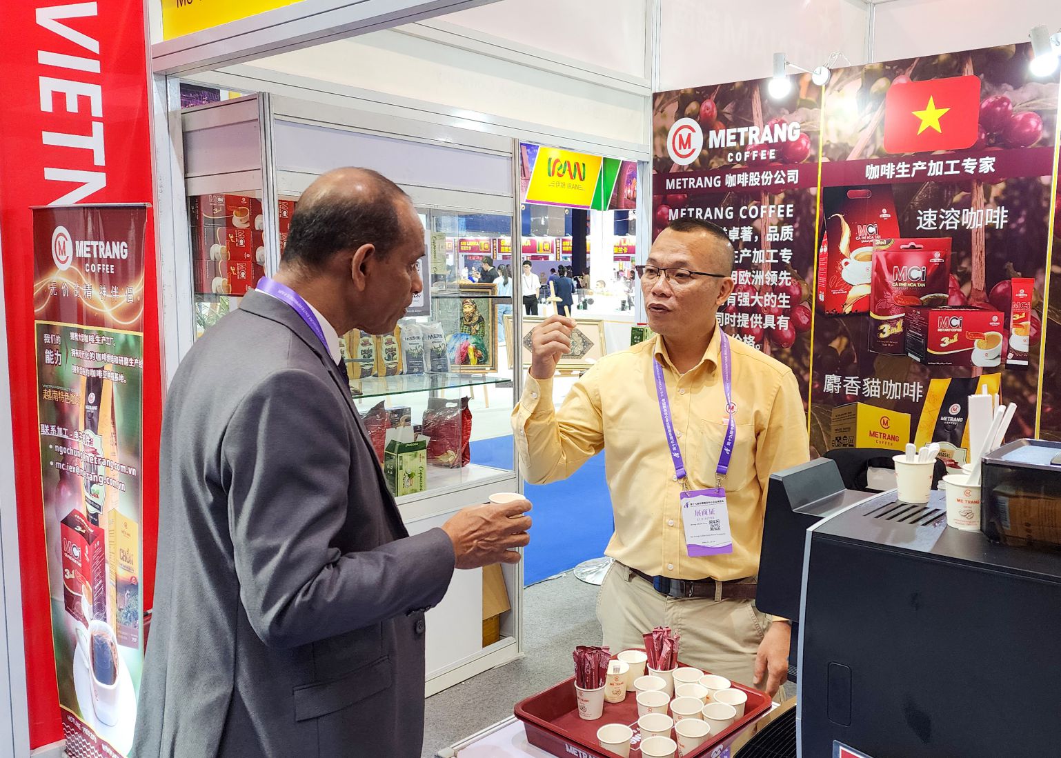 cà phê Việt Nam, cà phê mê trang, cà phê robusta, cà phê arabica, cà phê hạt, cà phê pha máy, cà phê bột, cà phê sạch, cà phê cao cấp, cà phê hòa tan, cà phê hút chân không, cà phê đặc sản, cà phê chế biến ướt, OEM coffee, ODM coffee