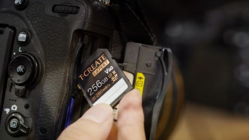 Thẻ nhớ dùng cho máy ảnh