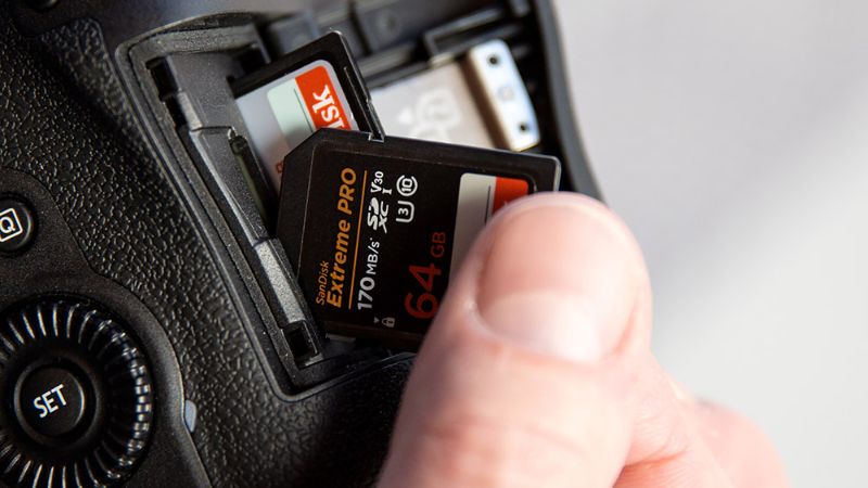 Kiểm tra thiết bị tương thích với thẻ nhớ SD