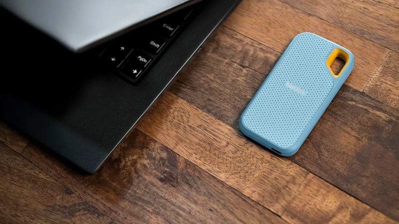 Ổ cứng di động SSD Sandisk Extreme Portable 2TB V2 E61 1050MB/s SDSSDE61-2T00-G25B