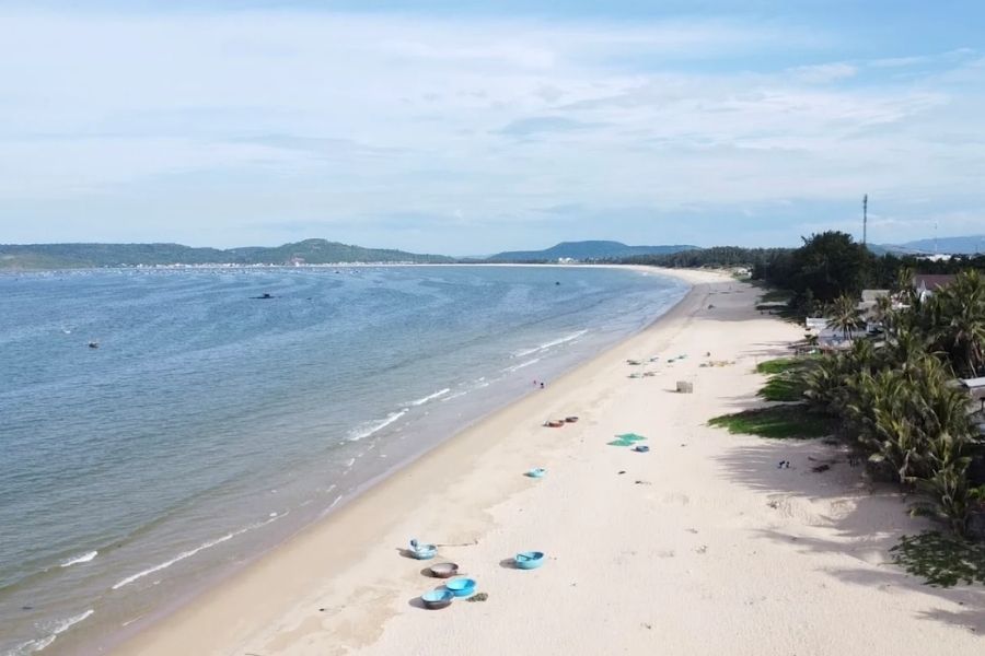 Khám phá bãi biển Gành Đỏ Phú Yên