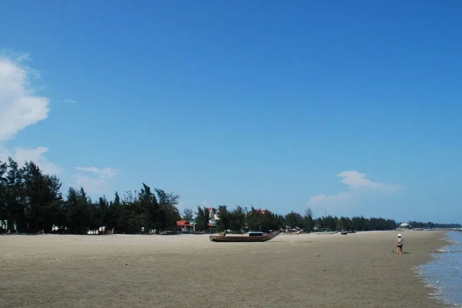 Nên du lịch biển Trà Cổ vào tháng 3 - tháng 6