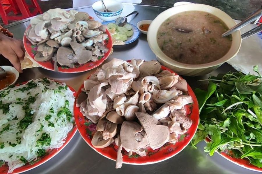 Địa chỉ mua bánh hỏi lòng heo Phú Yên