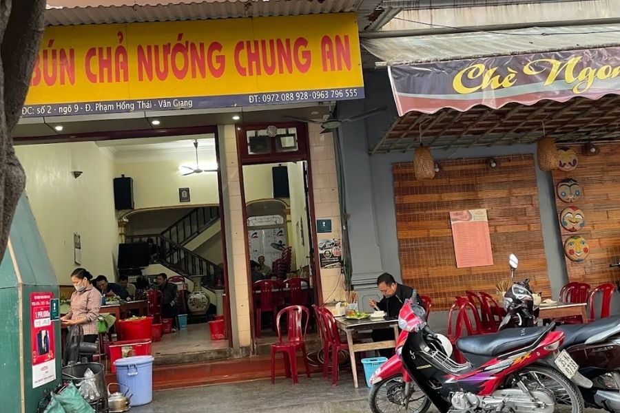 Quán bún chả quạt Ninh Bình