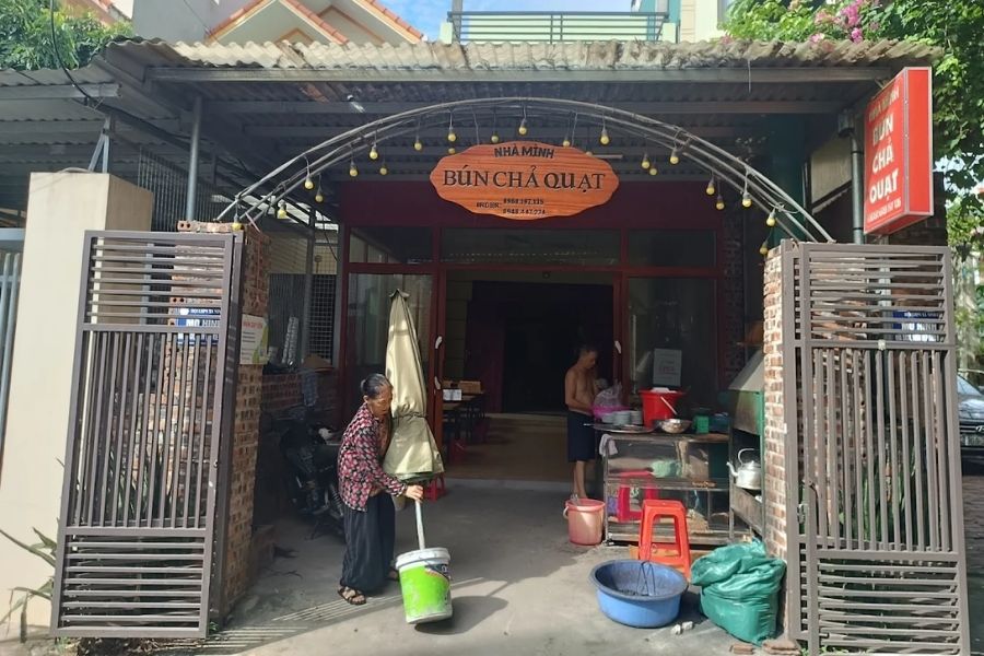 Quán bún chả quạt Ninh Bình