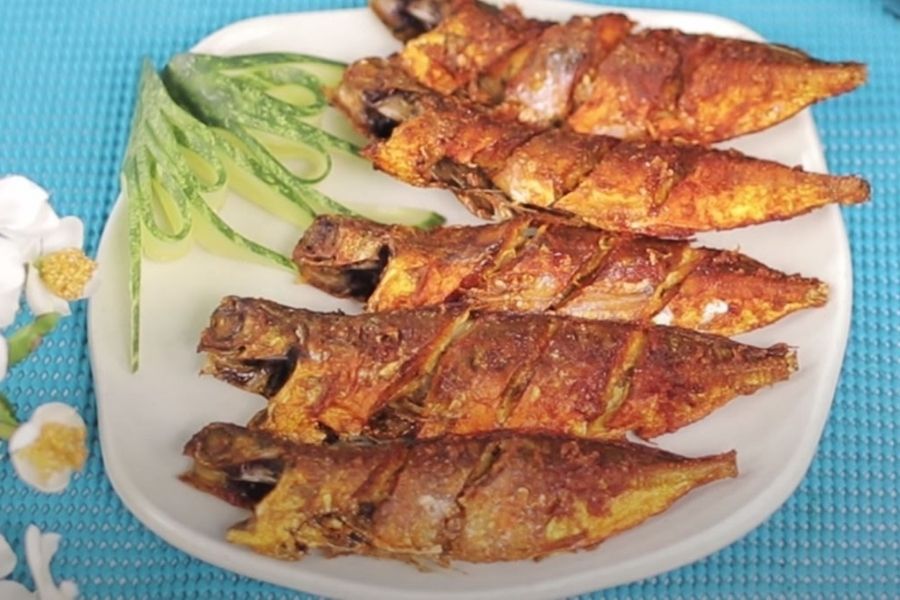 Đặc sản cá nục hấp Phú Yên