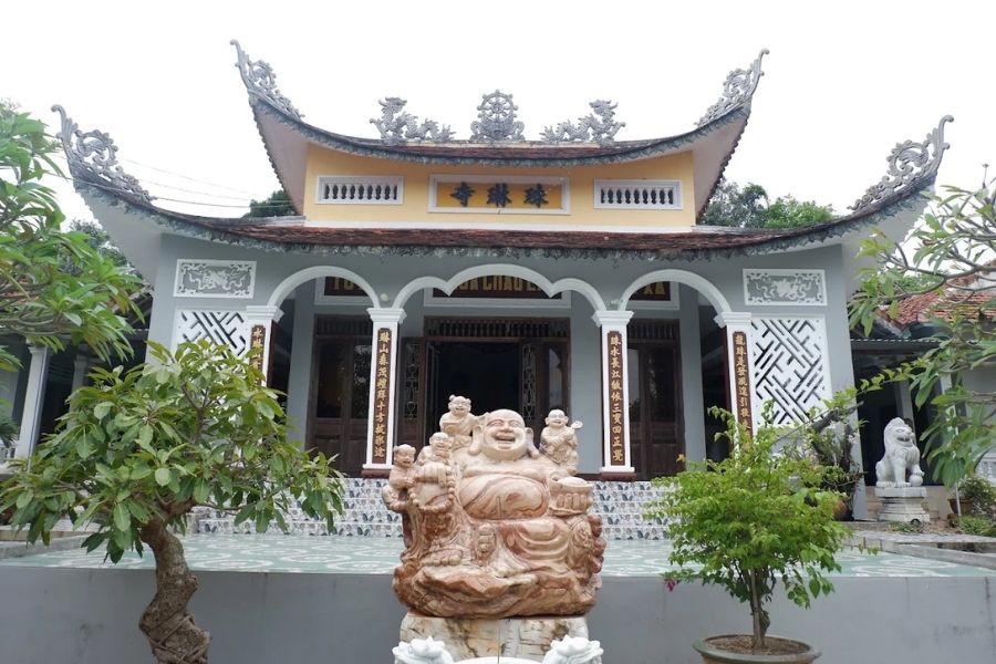 Các ngôi chùa nổi tiếng linh thiêng tại Phú Yên