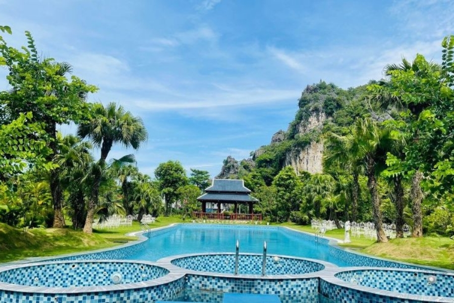 Du lịch Ninh Bình - Suối khoáng nóng Kênh Gà