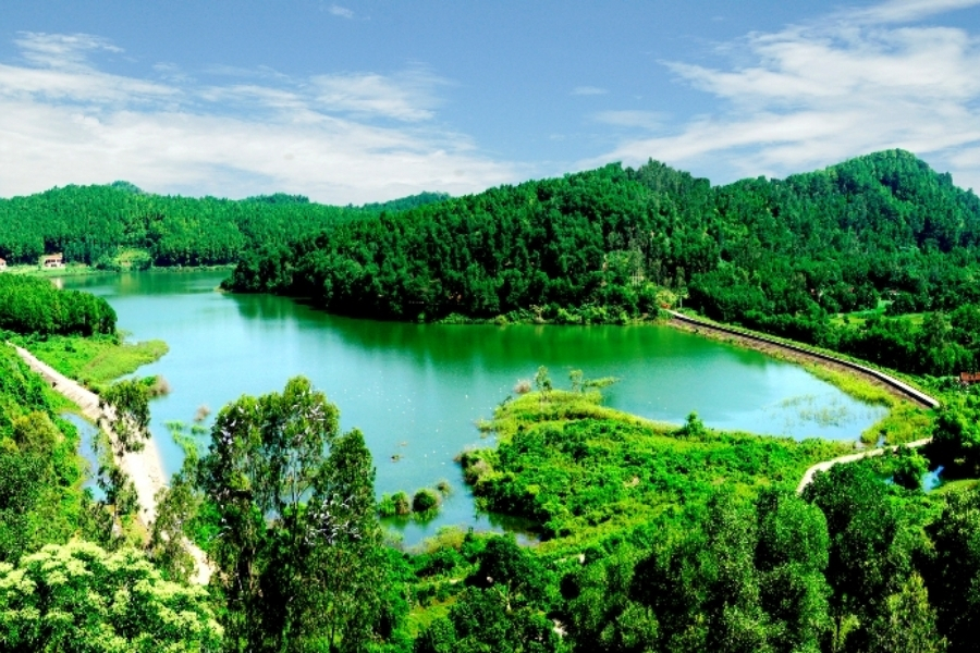 Du lịch Ninh Bình - hồ Đồng Chương