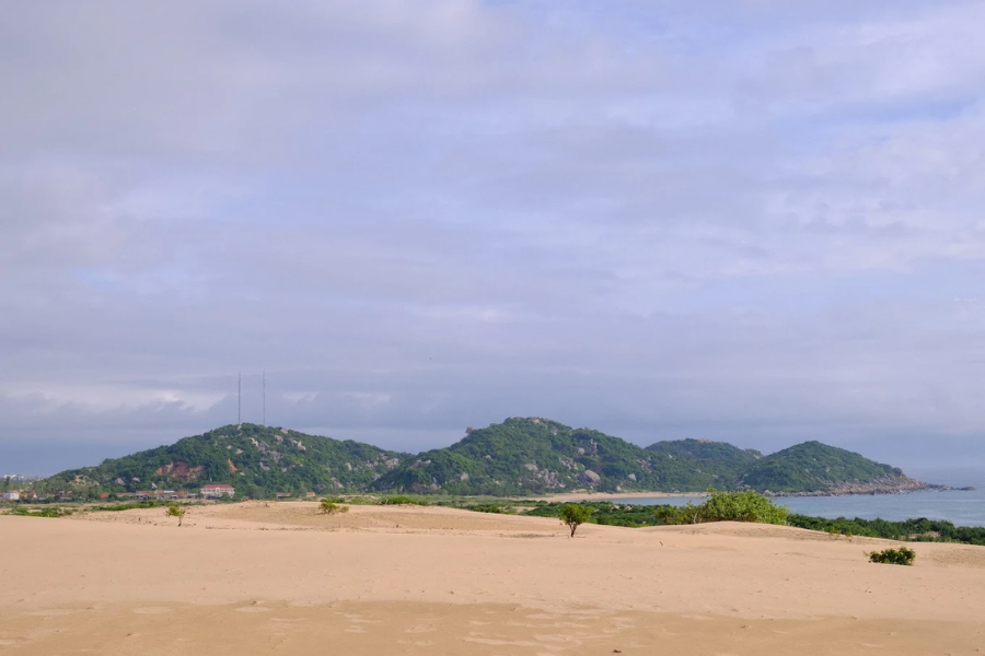 Đồi cát Bãi Gốc Phú Yên