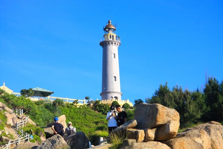 Những điểm du lịch đẹp gần Bãi Gốc