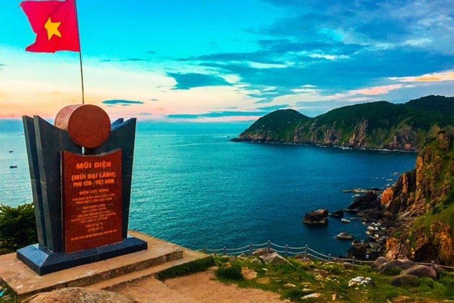 Mũi Điện Phú Yên