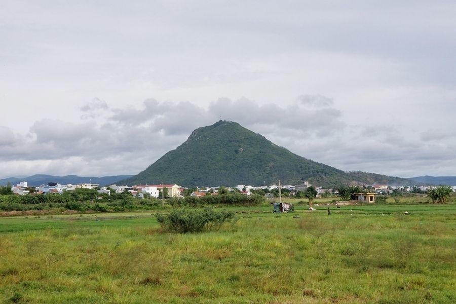 Núi Chóp Chài Phú Yên