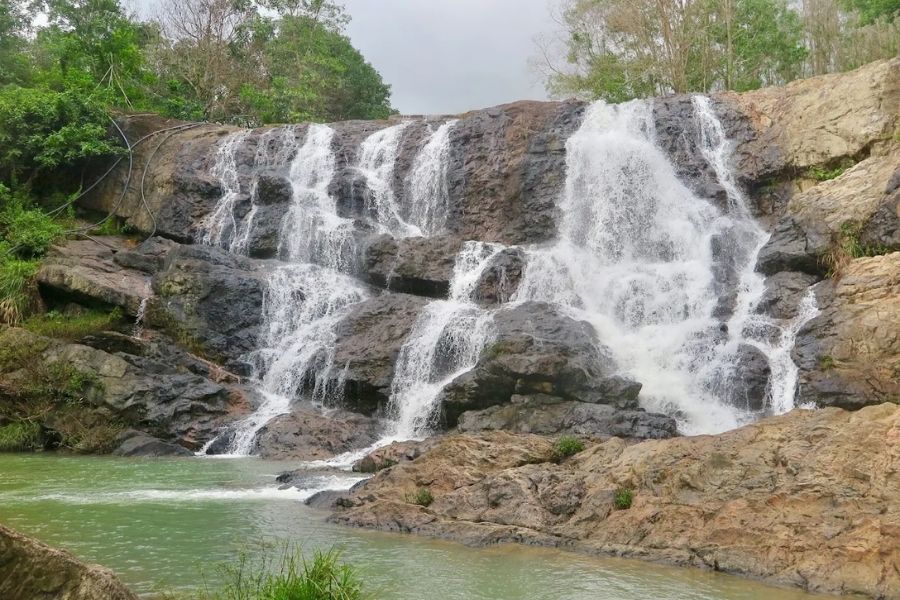 Tới Thác Cây Đu vào tháng 1 - tháng 8