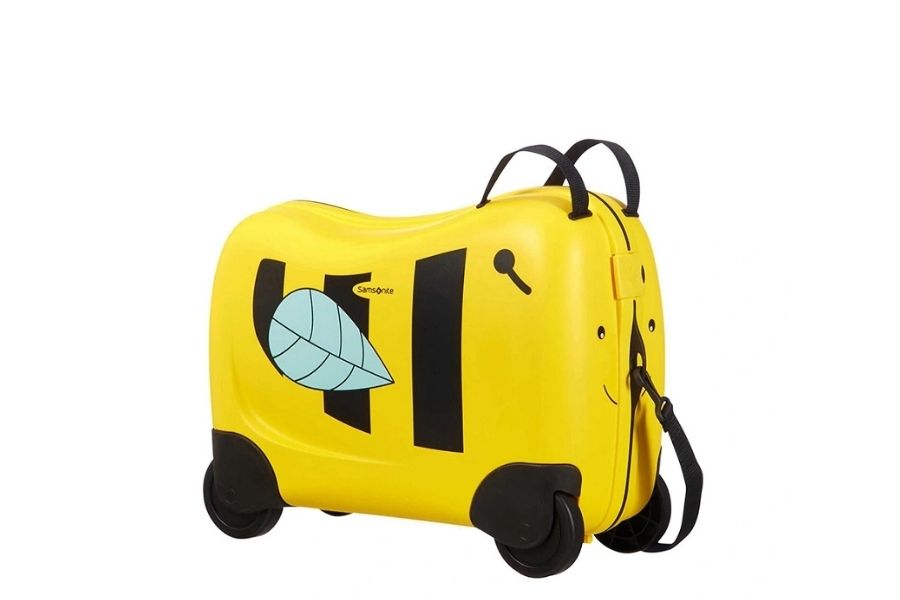 Vali ngồi cho bé dễ thương