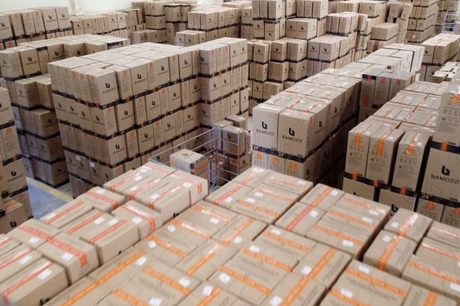 Bamozo có kho xưởng sản xuất vali tại Việt Nam