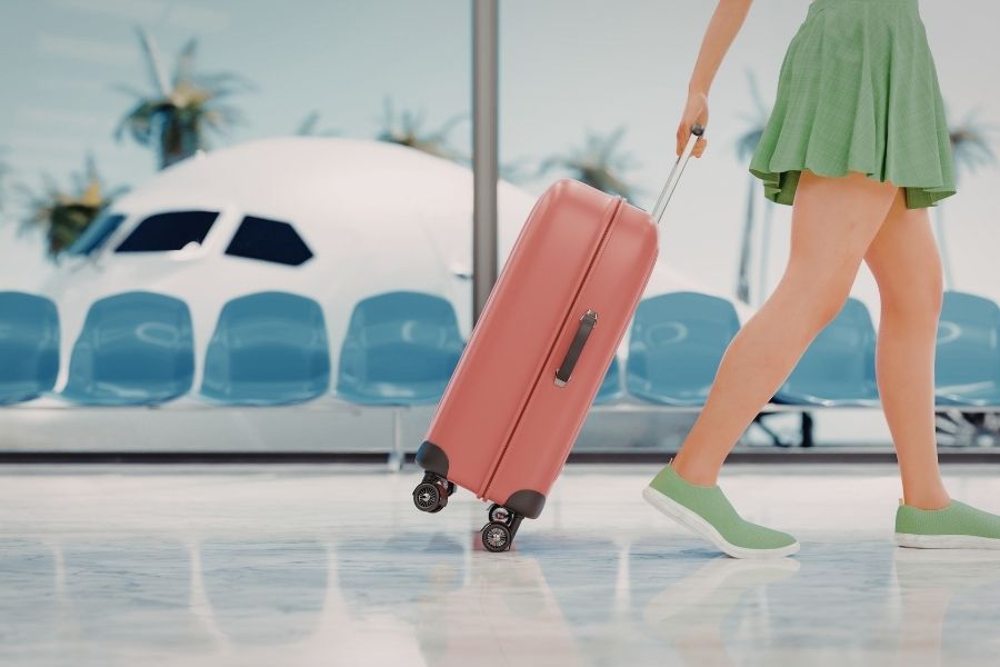 Nên mua vali nhựa ABS làm hành lý xách tay hay ký gửi