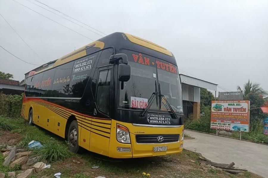 Nhà xe Vân Tuyến