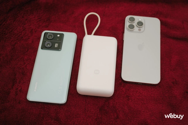 Nhìn chung, viên pin dự phòng mới của Xiaomi là một trong những sản phẩm công nghệ đáng mua nhờ tính thực dụng cao: dung lượng pin lớn, có thể sạc được nhiều thiết bị cùng lúc, công suất sạc cao, thiết kế trẻ trung và có tích hợp sẵn dây sạc USB-C