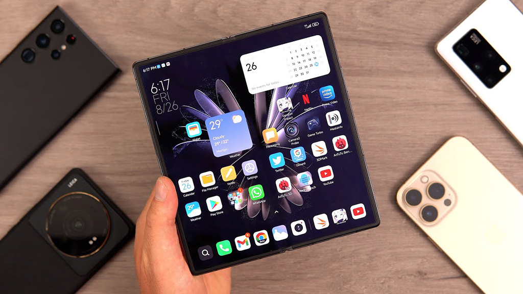 Xiaomi Mix Fold 4 và Honor Magic V3