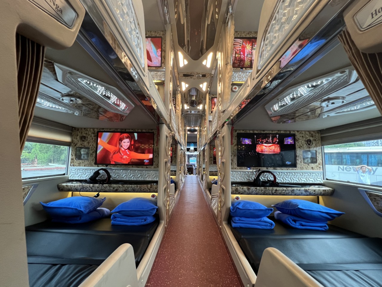 Xe giường nằm dạng cabin