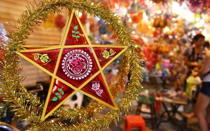 Top lồng đèn Trung Thu được yêu thích nhất - Lồng đèn ông sao