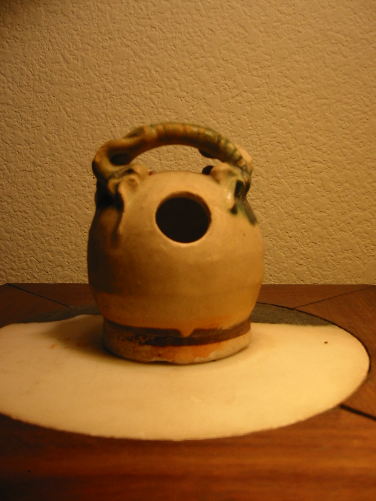 Bình Vôi Cổ Mang Đậm Nét Văn Hoá Cổ Truyền Việt