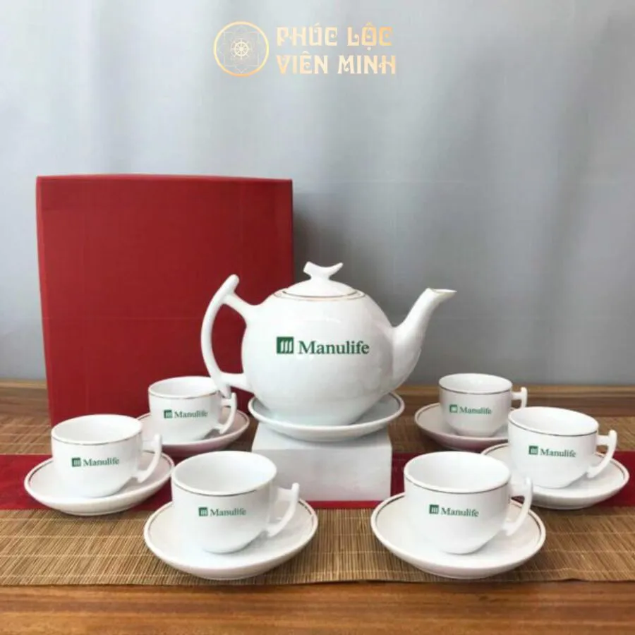 Bộ Ấm Chén Quà Tặng In Logo Bảo Hiểm Manulife Việt Nam Gốm Sứ Bát Tràng - Phúc Lộc Viên Minh