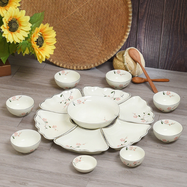 Bộ Bát Đĩa Hoạ Tiết Hoa Đào Đỏ Men Kem - Gốm Sứ Bát Tràng - Phúc Lộc Viên Minh