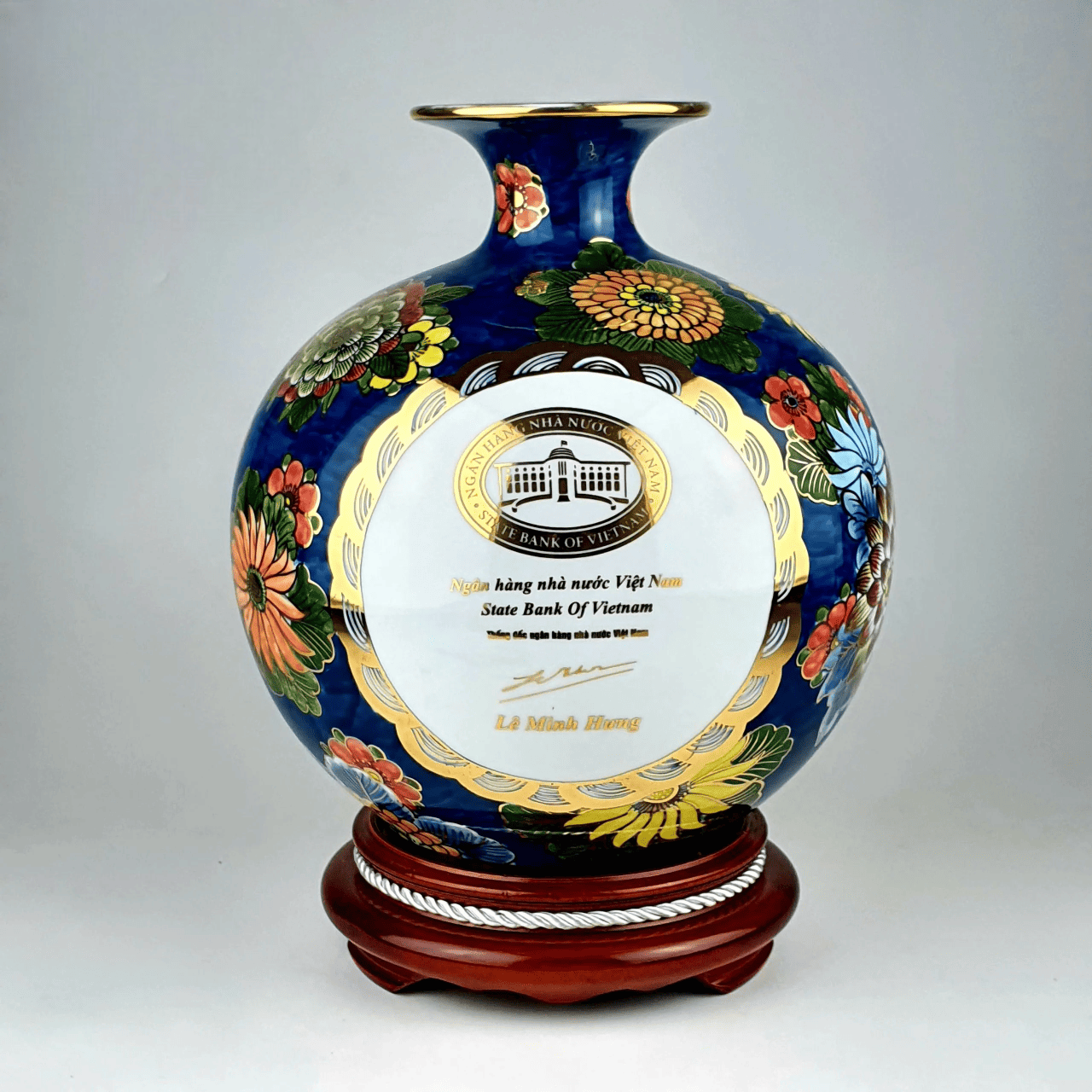 Gốm Sứ In Logo – Sự Kết Hợp Giữa Nghệ Thuật Và Thương Hiệu - Gốm Sứ Bát Tràng