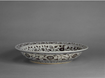 Hoạ Tiết Hoa Cúc Trên Gốm Sứ