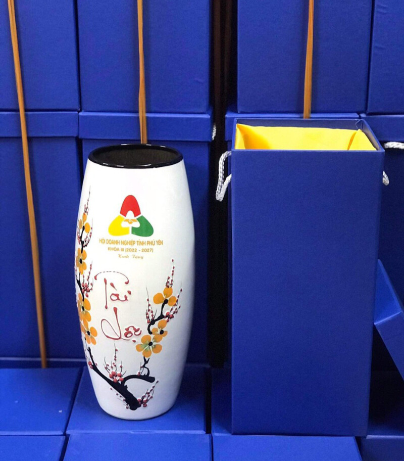 Lọ Hoa Quà Tặng In Logo Gốm Sứ Bát Tràng - Phúc Lộc Viên Minh